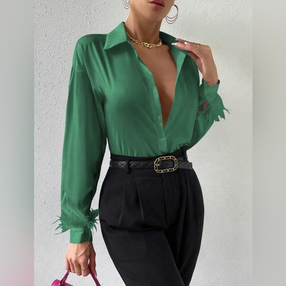 L.I.F.E. Luxurious Spliced Faux Feather Party Silky Blouse L💚New with Tags - Picture 2 of 10